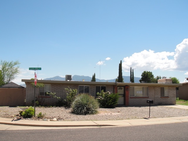 2324 Santa Rita DrSierra Vista, AZ, 85635Cochise County