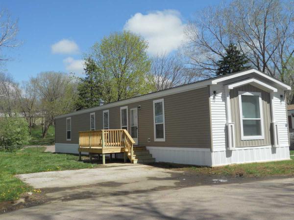 Lake Forest Mobile Home Community, LLC. 3700 28th Street Lot 429Sioux City, IA 51105