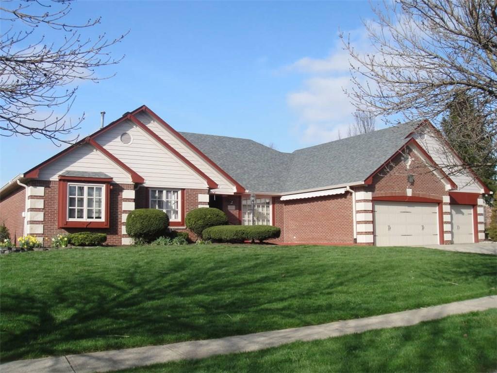 1454 Eagle Trace Drive, Greenwood, IN 46143