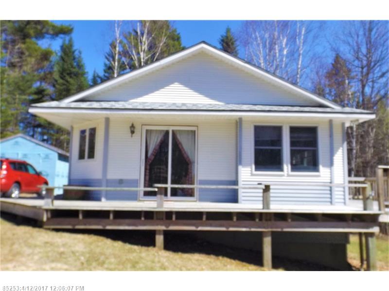 251 Lee RD, Lincoln, ME 04457