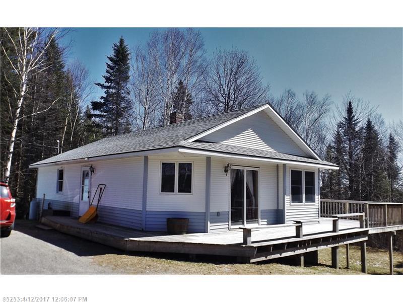 251 Lee RD, Lincoln, ME 04457