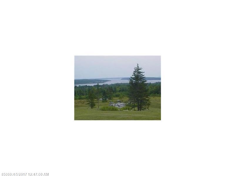 16 Overlook DR, Stockton Springs, ME 04981