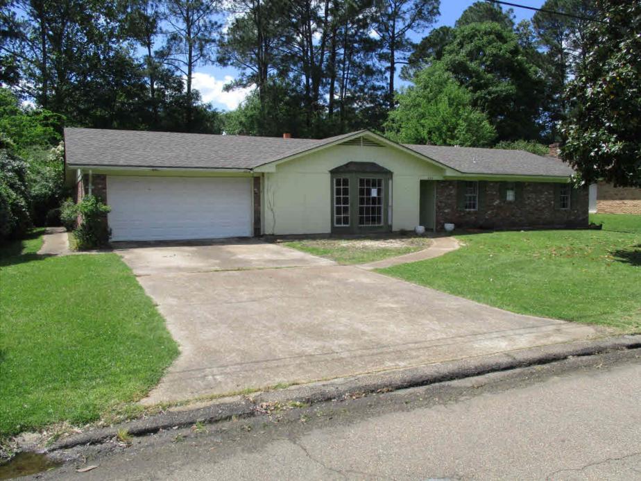 206 Kitchings DriveClinton, MS, 39056Hinds County