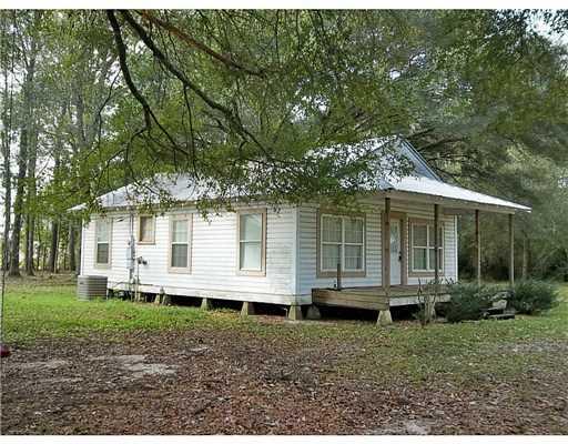 271 Barton Agricola Rd, Lucedale, MS 39452