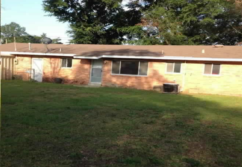 616 Chestnut StColumbus, MS, 39702Lowndes County