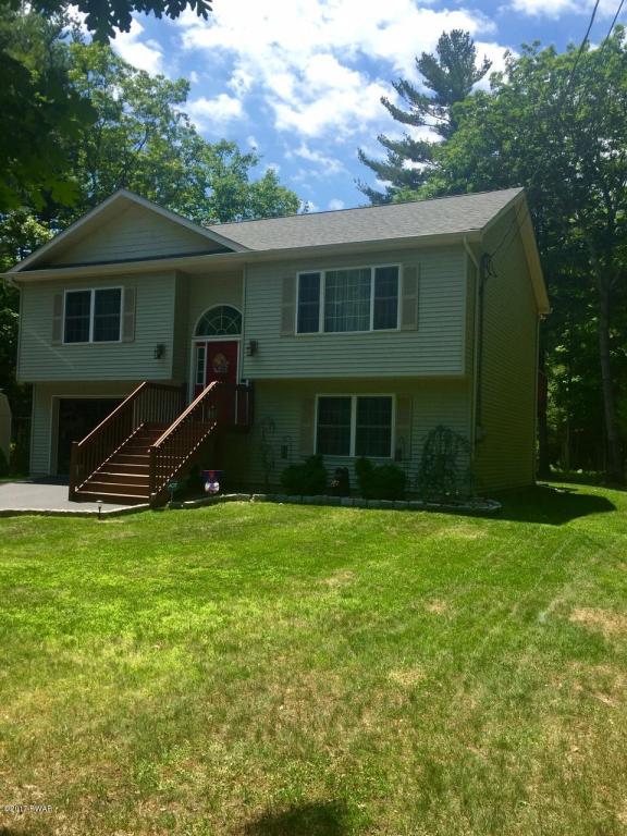 107 Lake Forest Dr, Dingmans Ferry, PA 18328