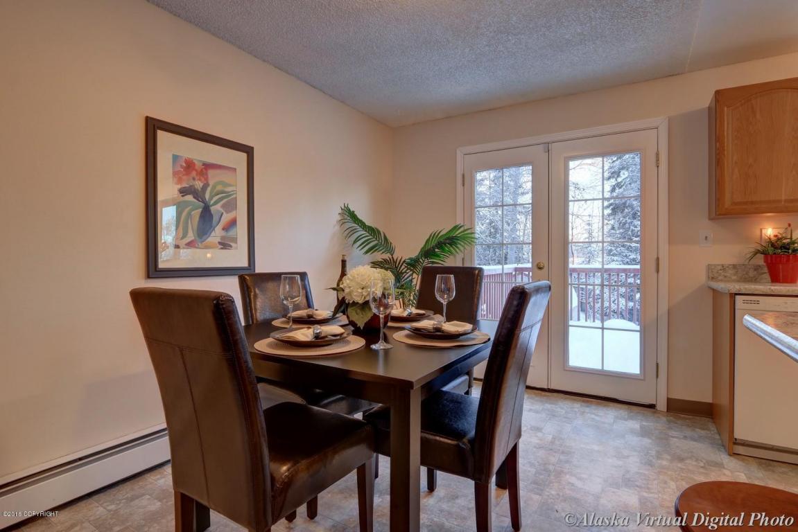 4222 Kingston Dr