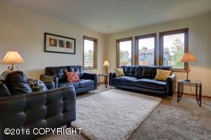 For Sale: 6154 Doil Cir Anchorage, AK 99507