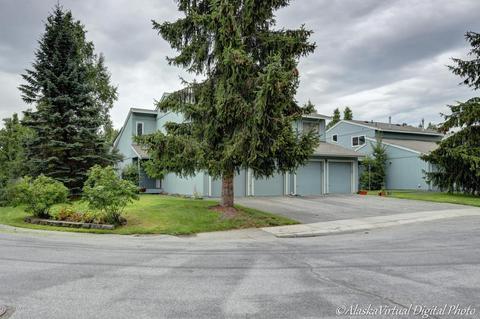 2042 Eastridge Dr