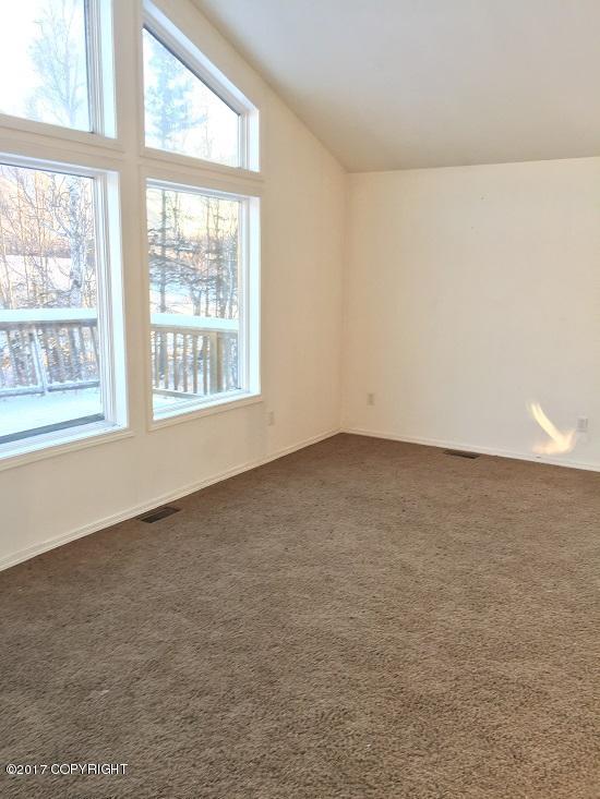 2211 N Eugene Dr