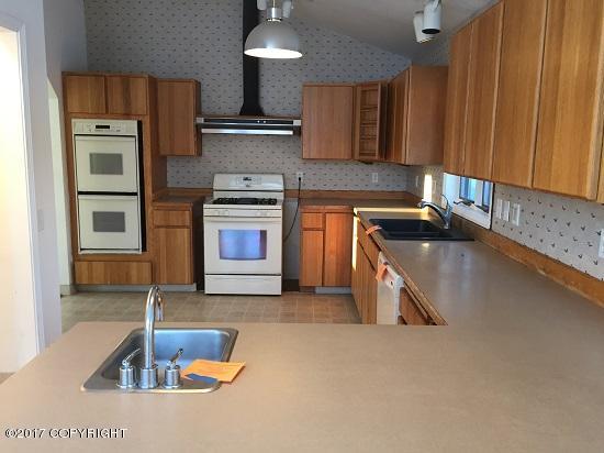 2211 N Eugene Dr