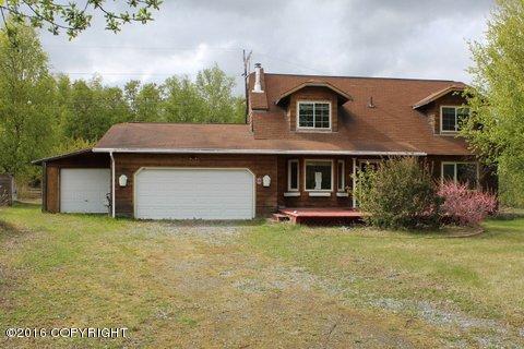 2261 N Broadway Dr