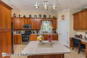For Sale: 300 E White Spruce Loop Wasilla, AK 99654