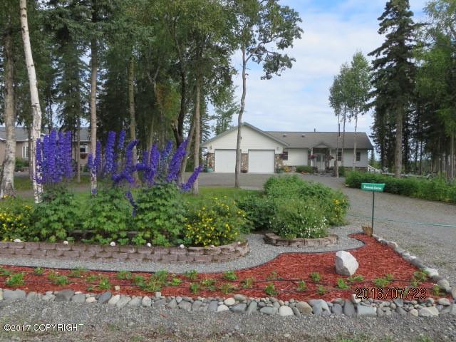 370 Endicott Dr