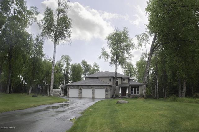 370 Endicott Dr