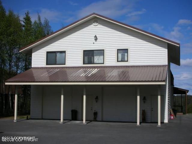 370 Endicott Dr
