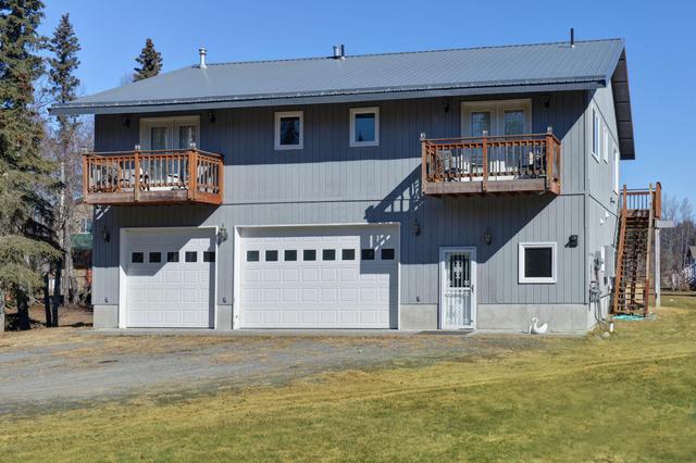 370 Endicott Dr