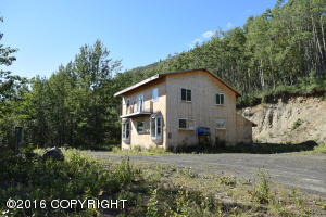 For Sale: 30245 W Glenn Hwy Sutton, AK 99674