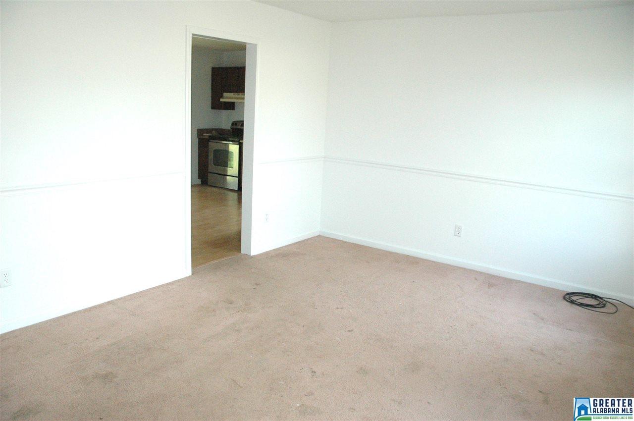 1221 Bunchie St