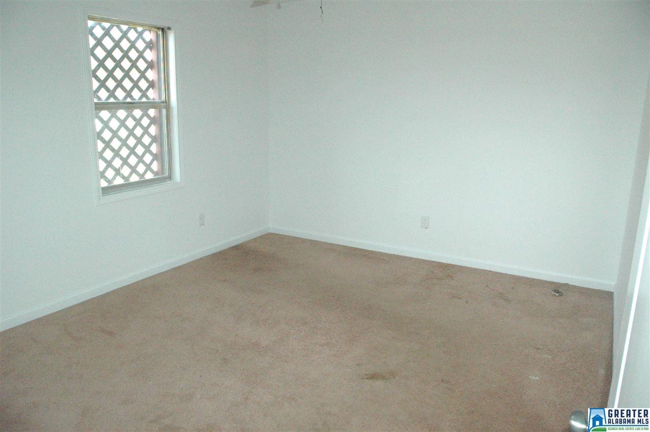 1221 Bunchie St