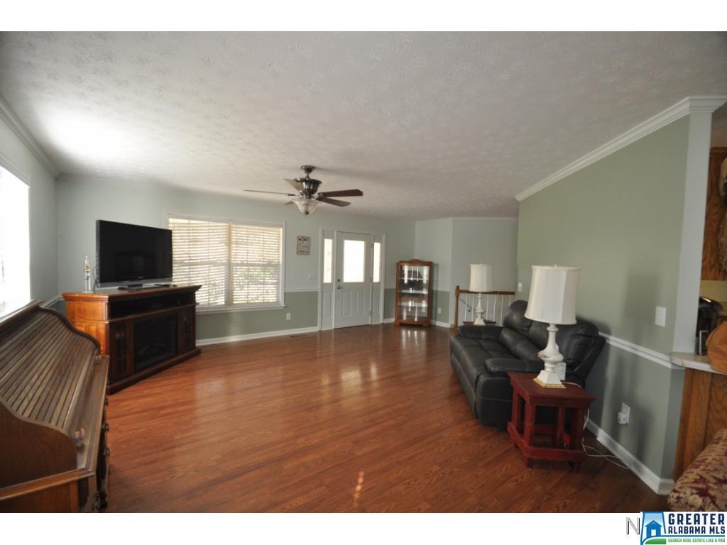 651 Co Rd 831