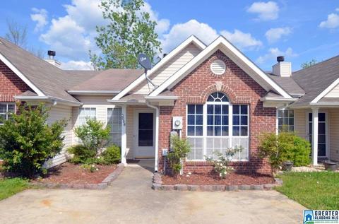 1207 Hillsboro Ln