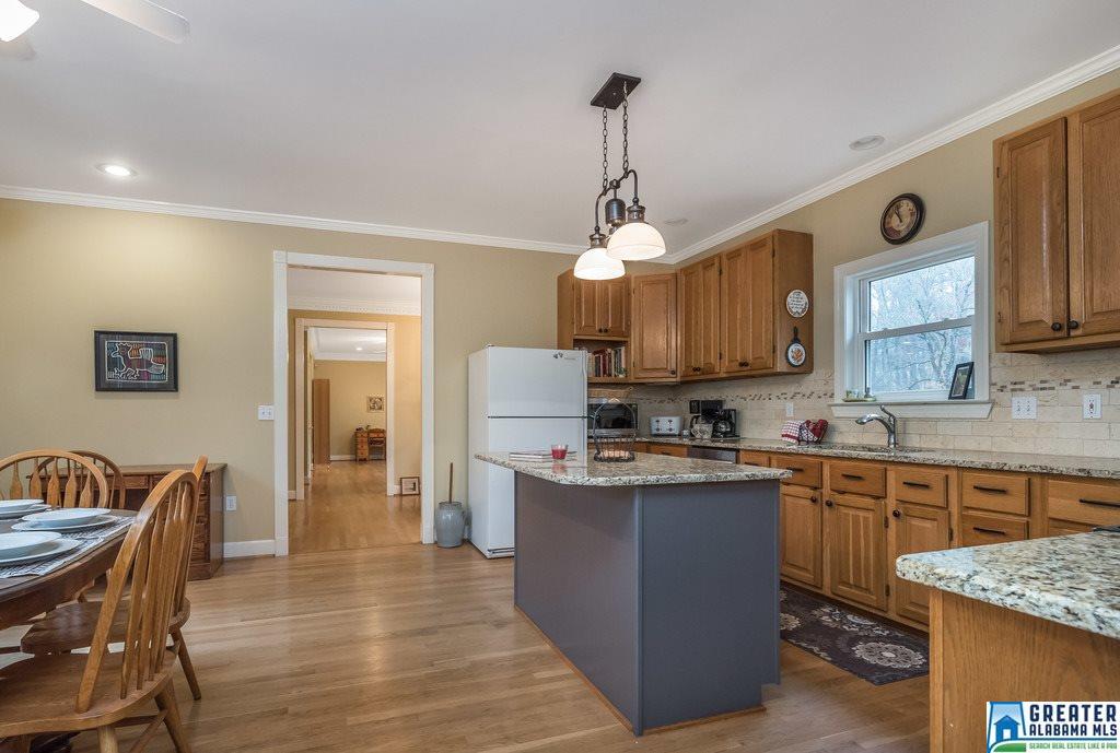 215 Red Bay Dr