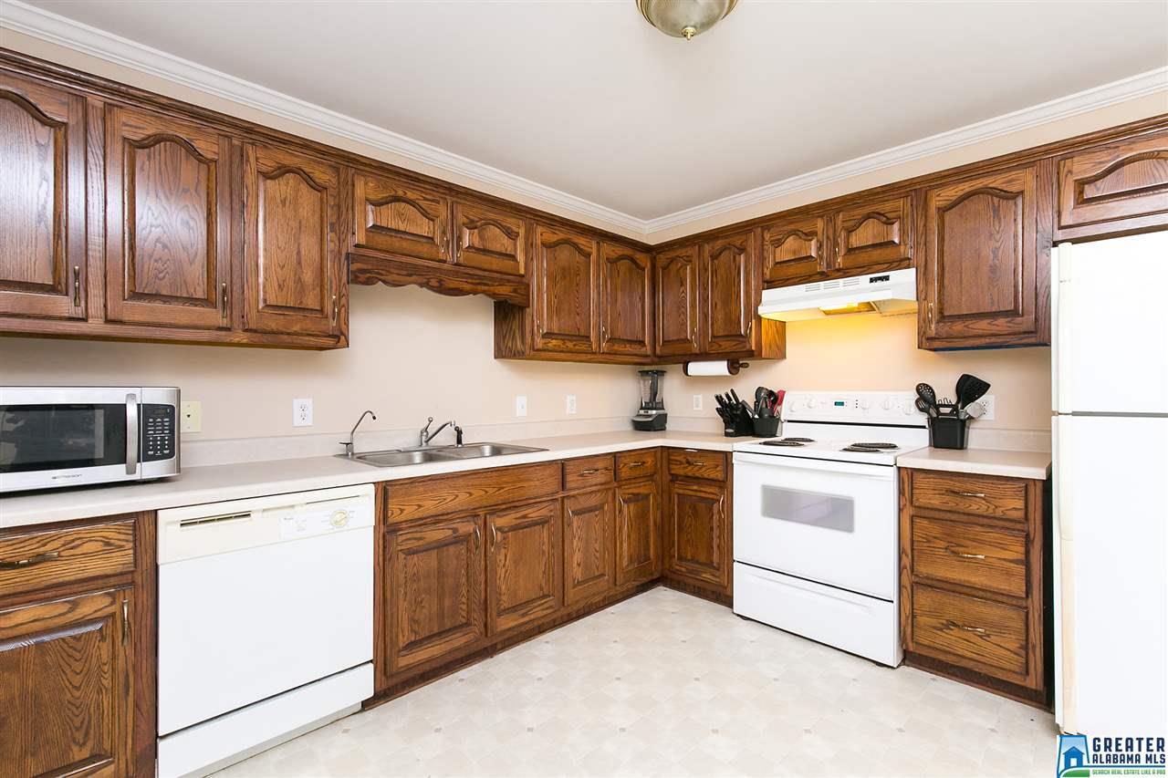 552 Lake Country Dr