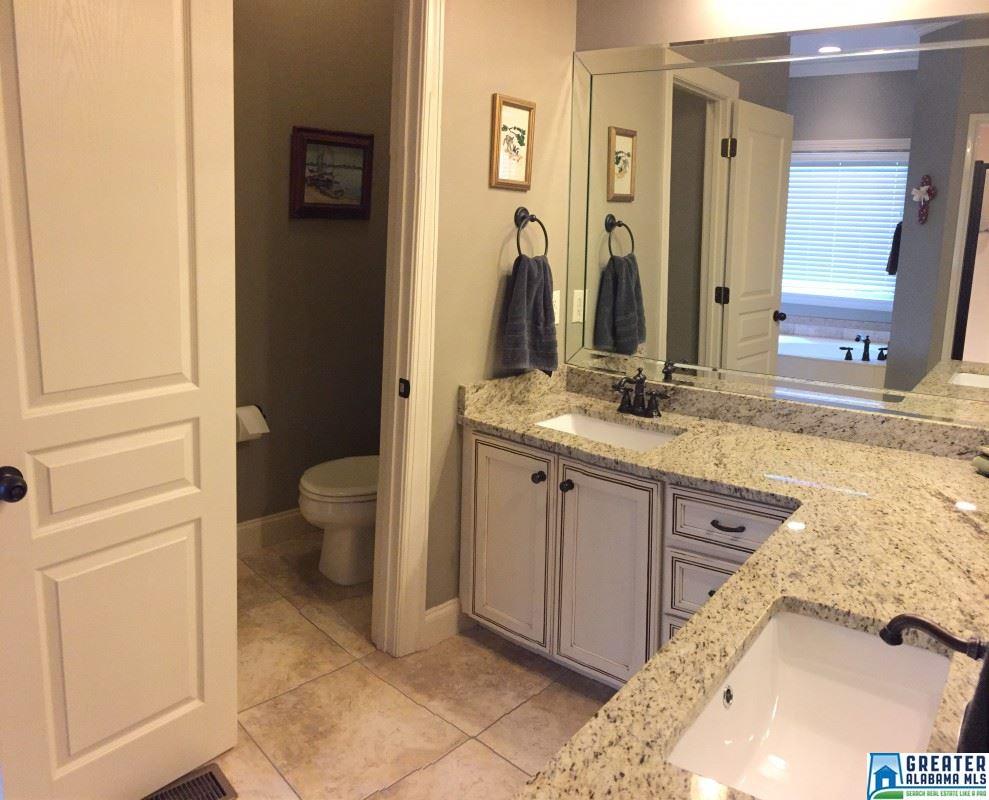 137 Twin Lakes Rd