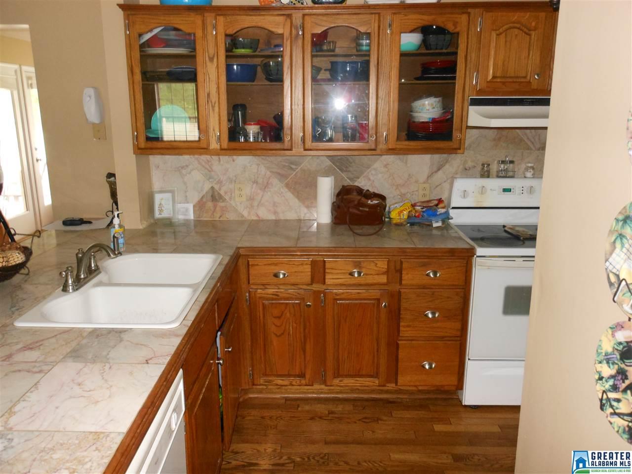 1401 Spring Hill Dr