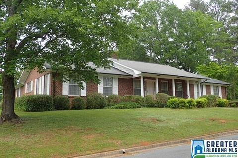 1015 Sedgefield Dr