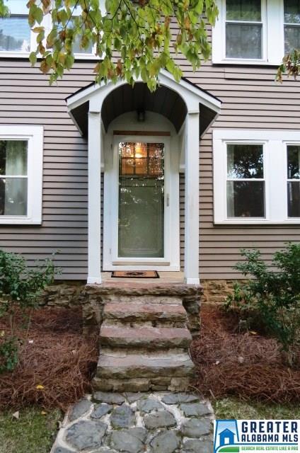 210 Lakeshore Dr