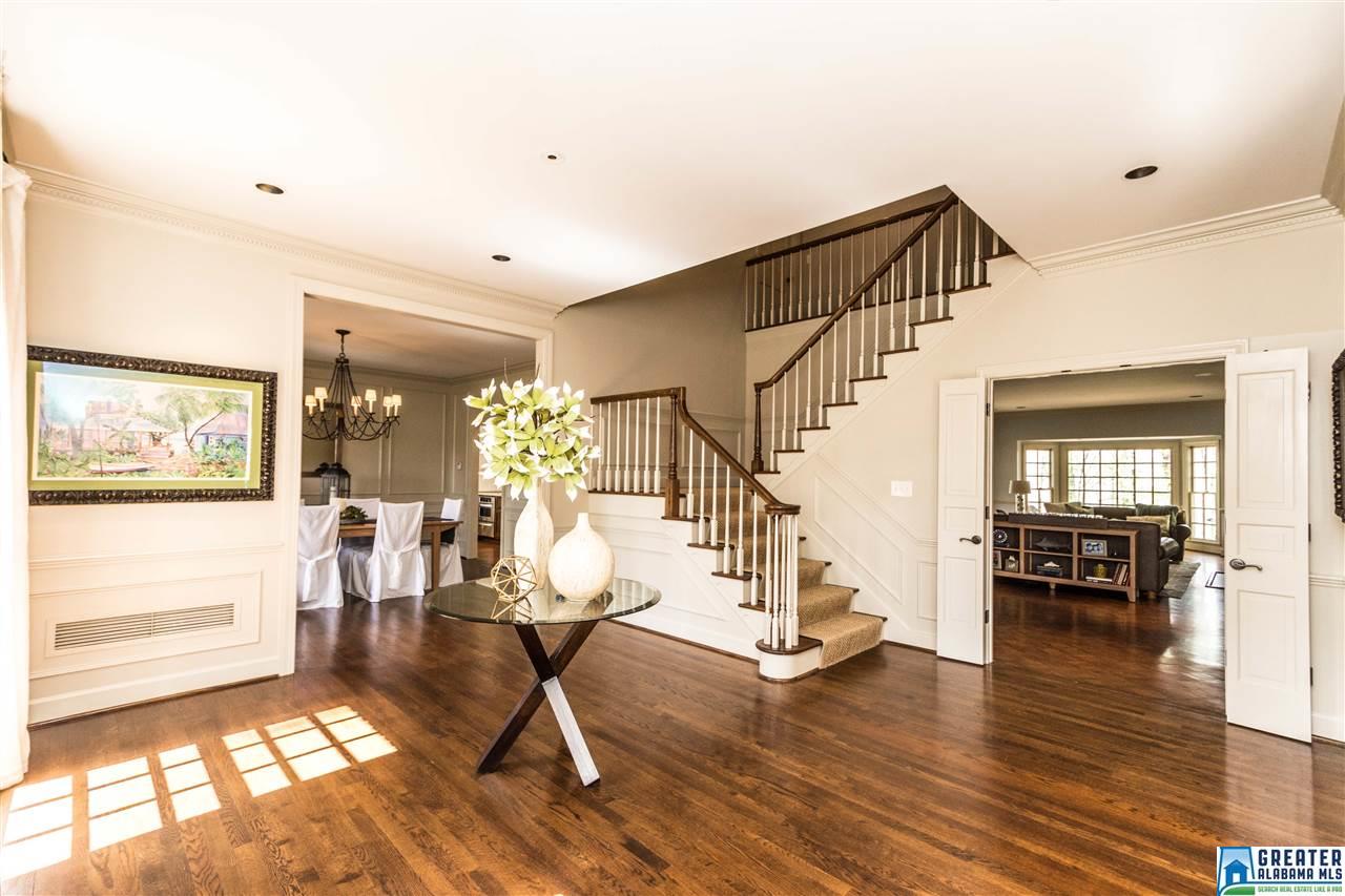 2 Montrose Cir