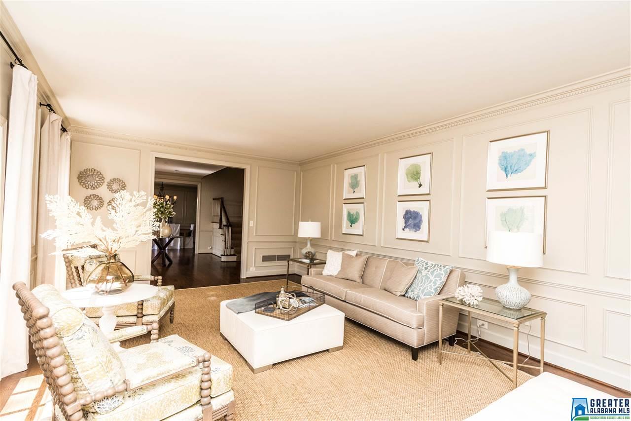 2 Montrose Cir