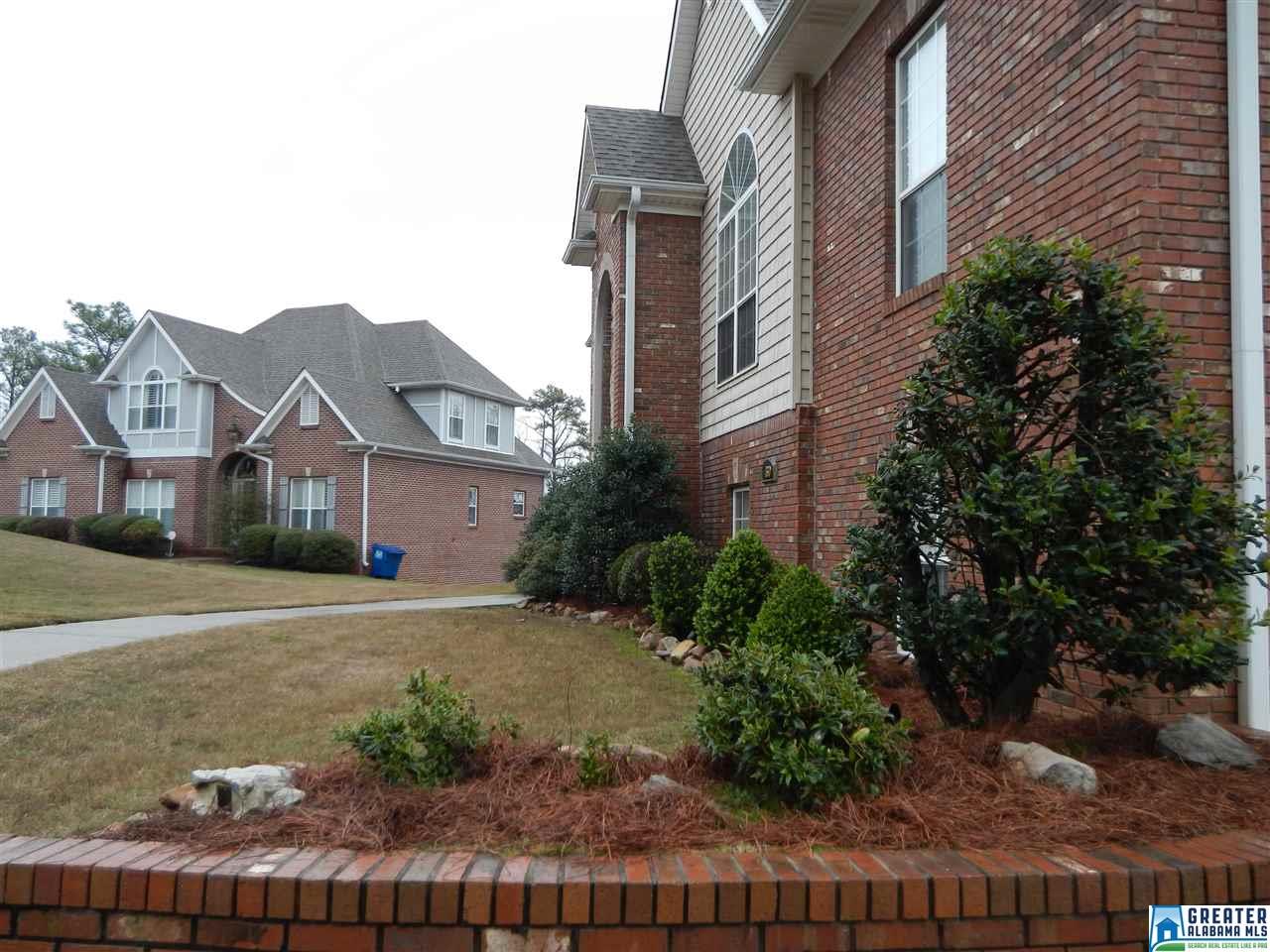 3528 Deerfield Dr