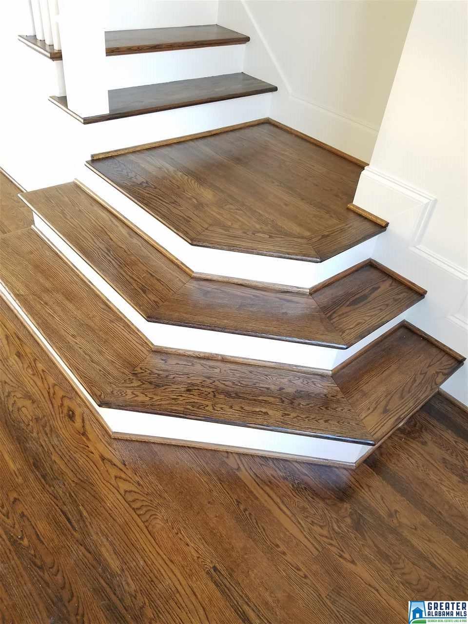 137 Sutton Cir
