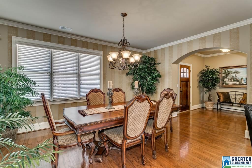 5728 Chestnut Trc