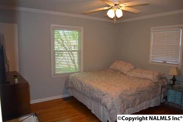 1510 SW Faye St SW