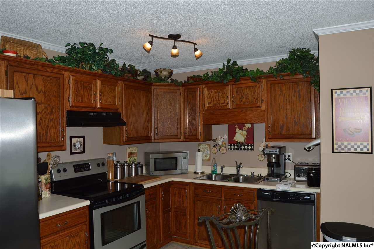 For Sale: 1107 Edgewood St Decatur, AL 35601