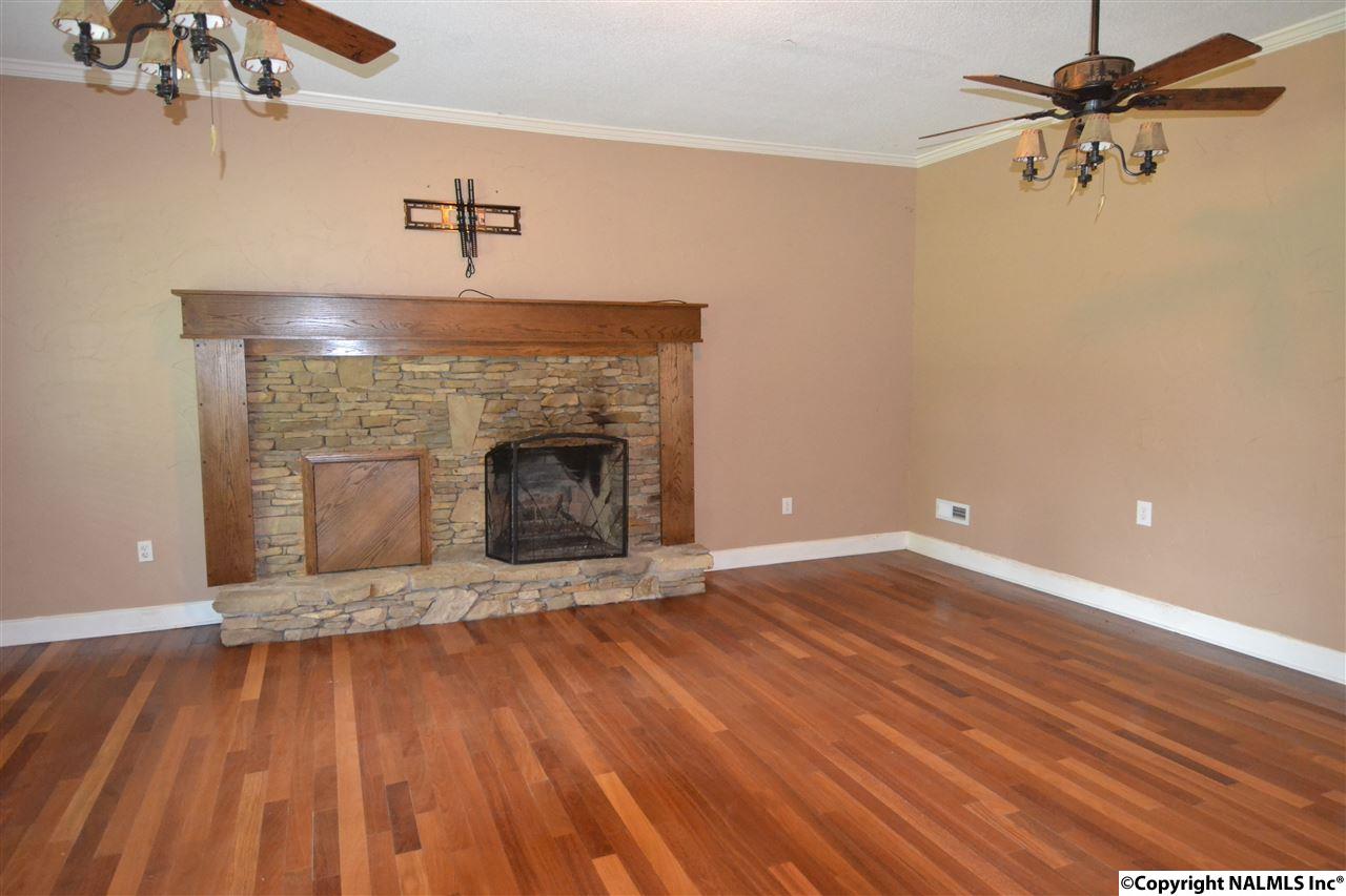 For Sale: 3436 County Road 236 Town Creek, AL 35672