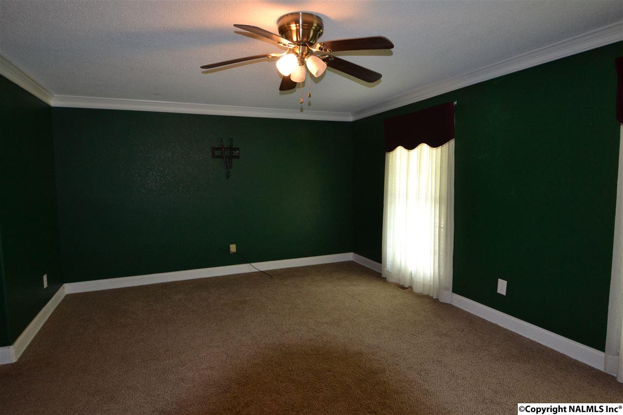 For Sale: 3436 County Road 236 Town Creek, AL 35672