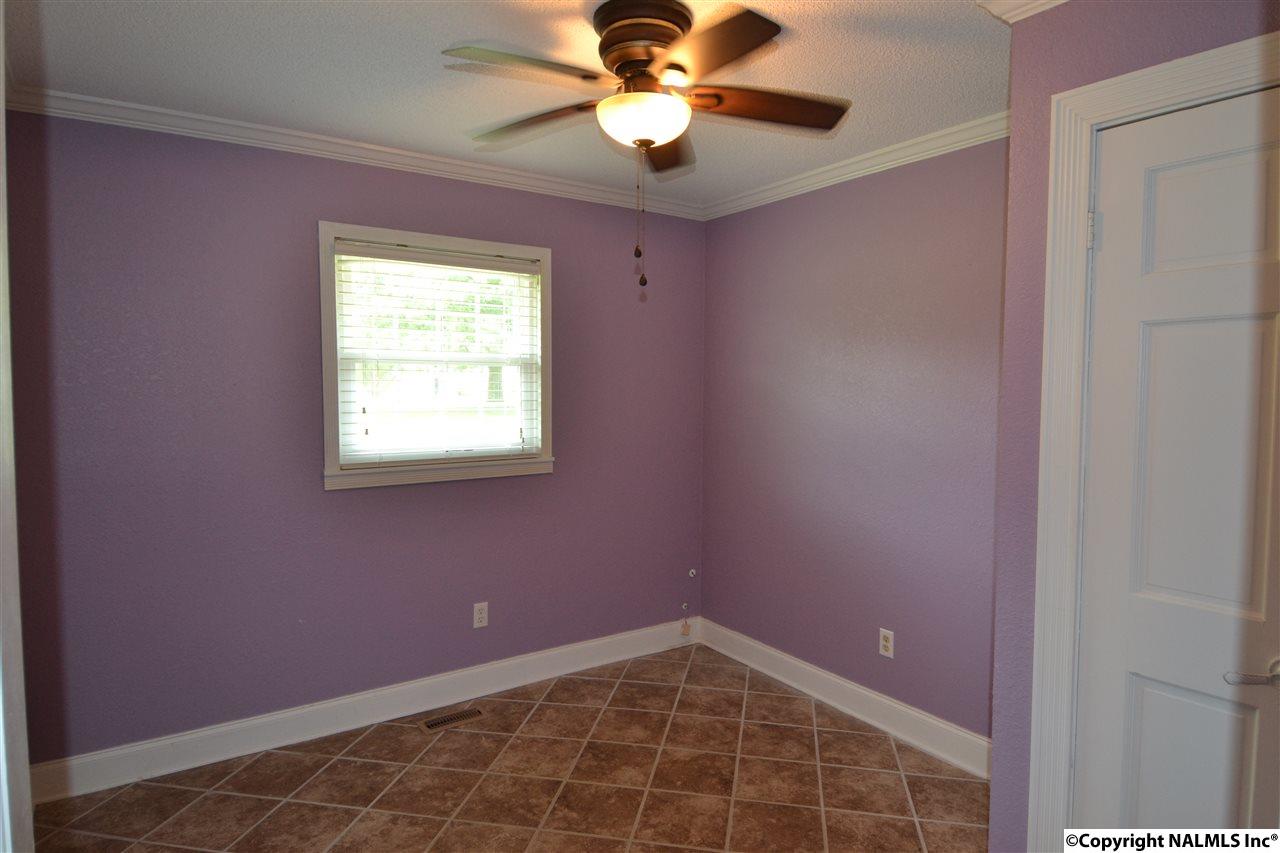 For Sale: 3436 County Road 236 Town Creek, AL 35672