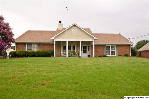 124 Loneoak Dr