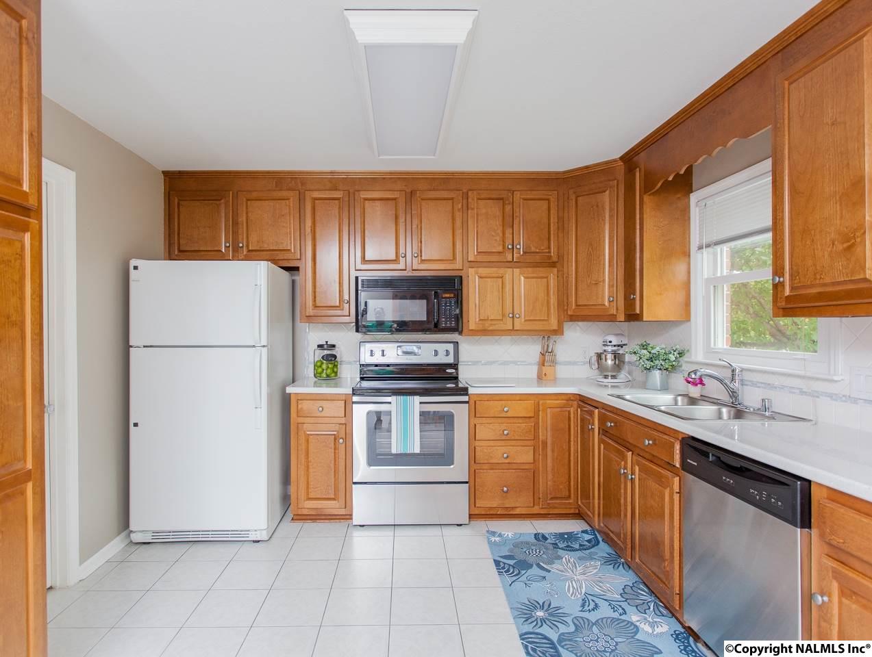 210 Burningtree Trce Madison, AL 35757