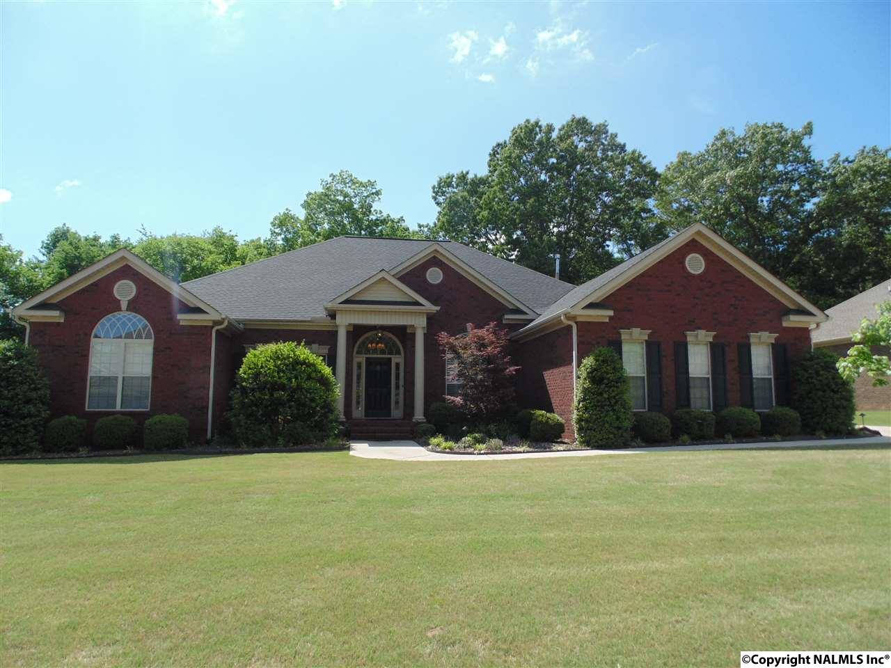 102 Chapel Hill Rd