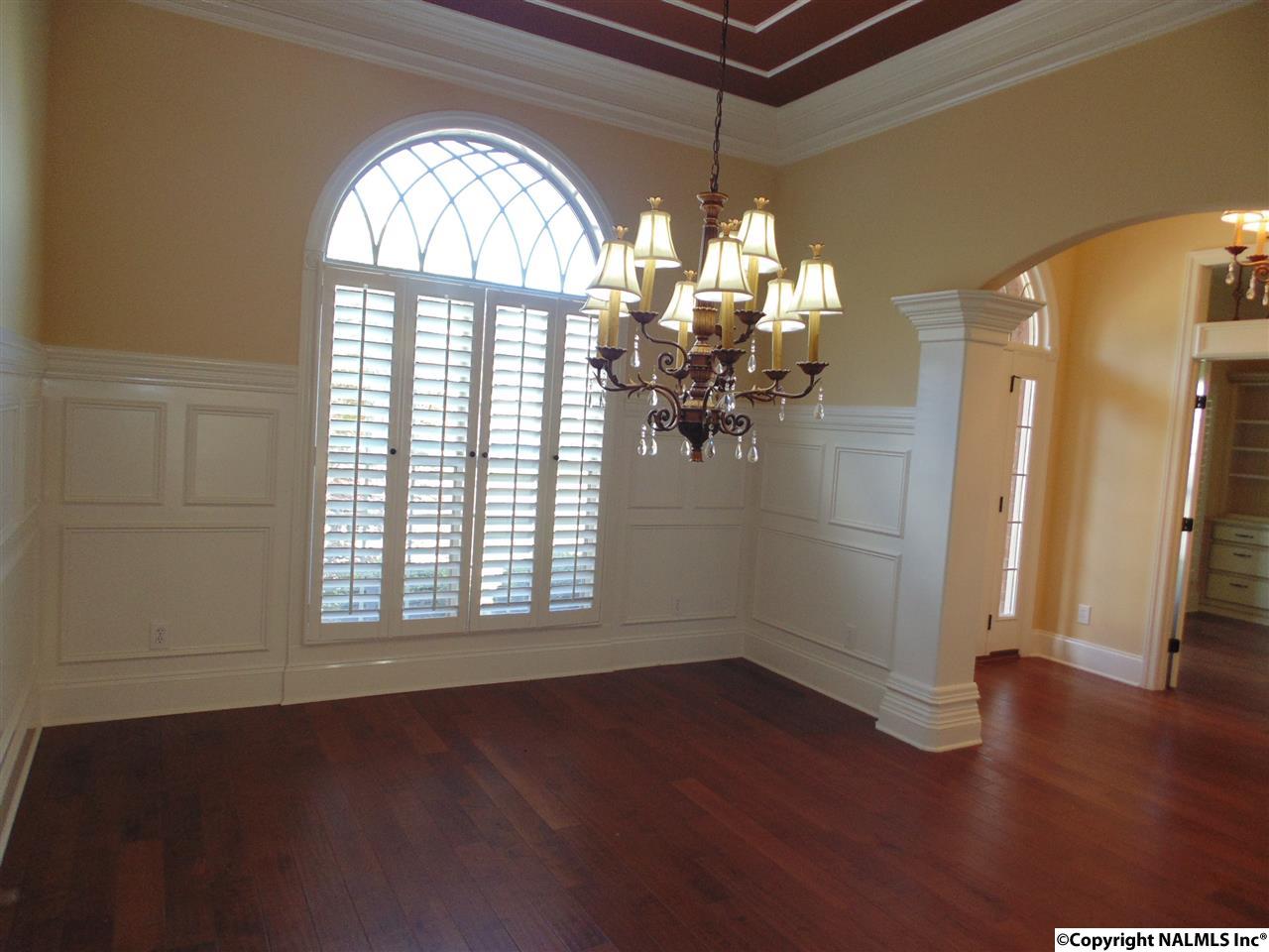 102 Chapel Hill Rd