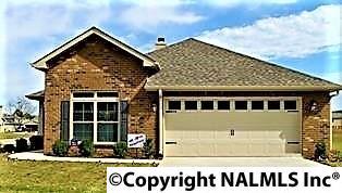 102 Donaldson Dr