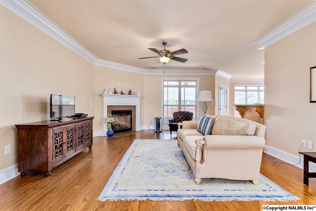 7318 SE Sanctuary Cove Dr