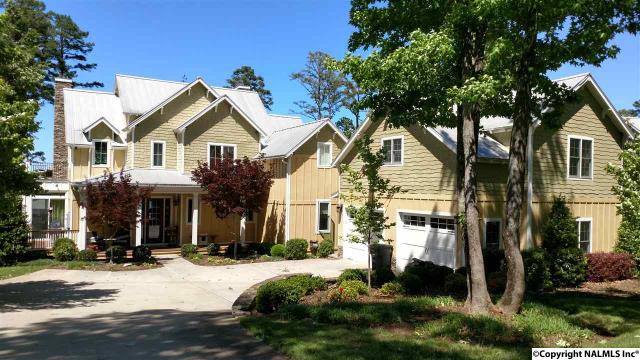 52 Mcmullen Ln