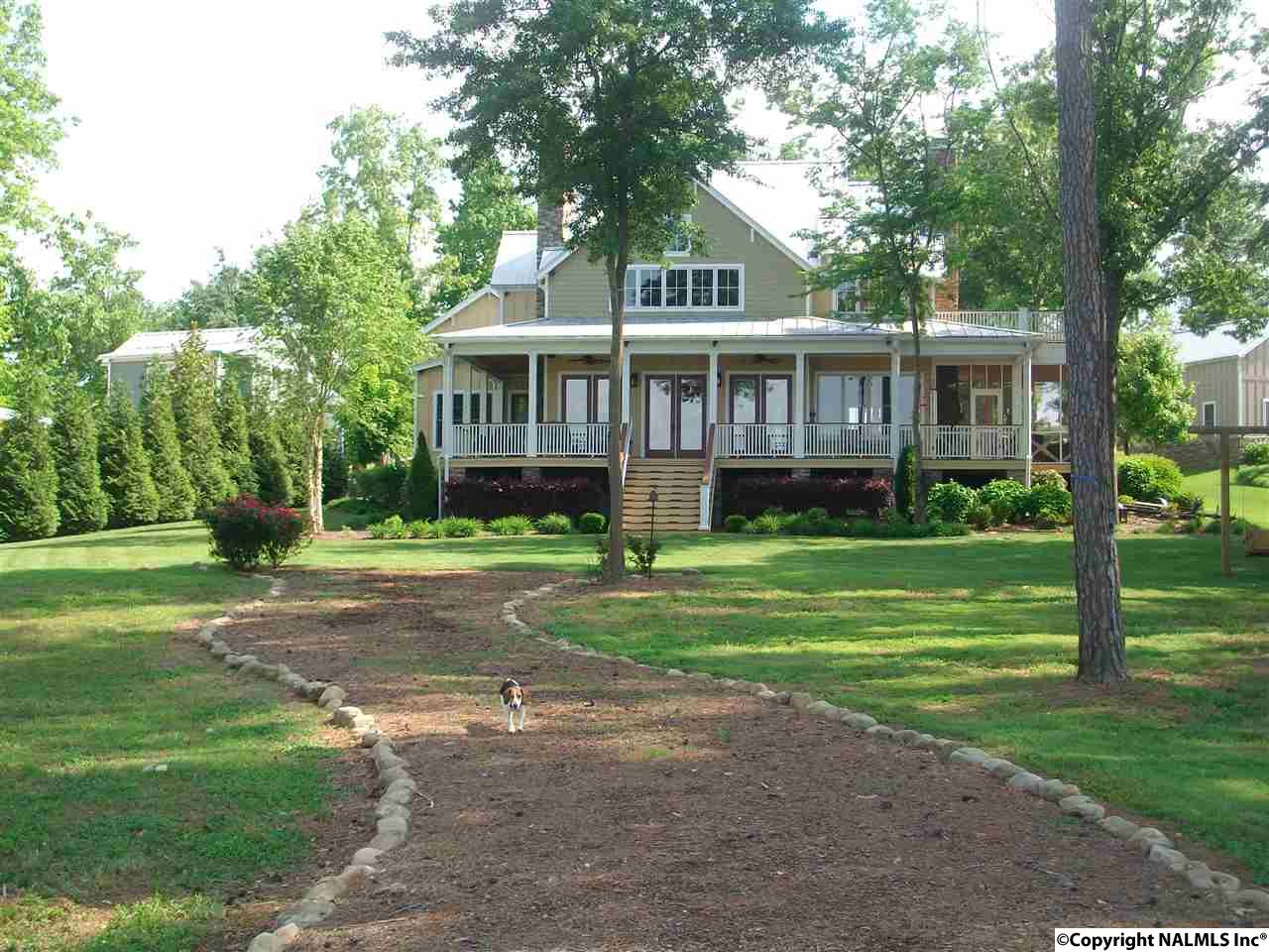 52 Mcmullen Ln